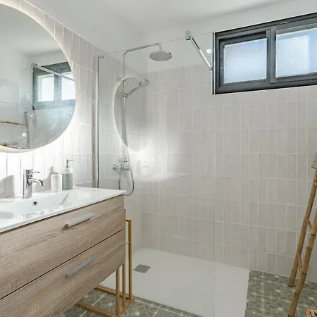 Sea View House Pride & Joy - Adults Only Holiday home *