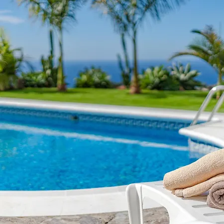 Sea View House Pride & Joy - Adults Only Holiday home *